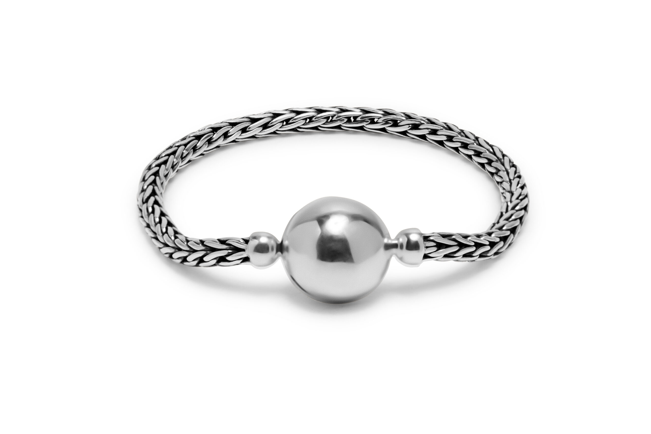 Buddha-to-Buddha-Batas-Sphere-Bracelet-002-1-scaled-1.jpg